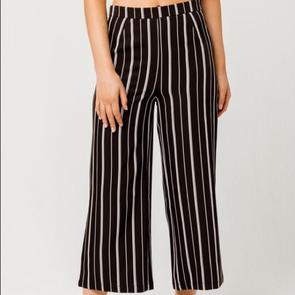 Crop wide leg pant